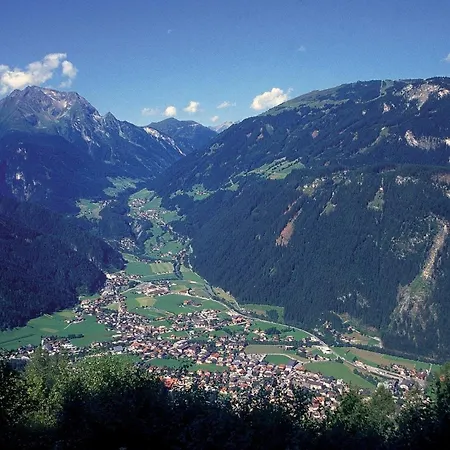 Landhaus Zum Griena * Mayrhofen